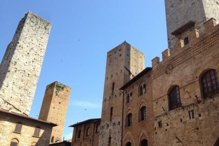 další den začal prohlídkou San Gimignana bez kol