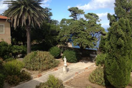 zahrada u Napoleonovy vily