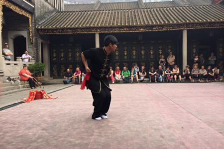 představení kung fu v klášteře