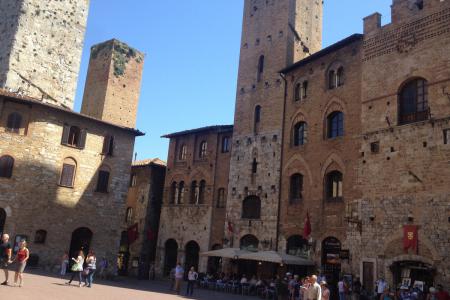 další den začal prohlídkou města věží- San Gimignana