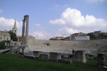římský amfiteátr, Arles
