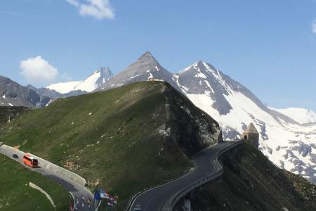 první zleva- Grossglockner, nejvyšší hora Rakouska