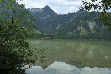 poslední den jsme přejeli busem do Solnohradska, začali jsme u Offensee