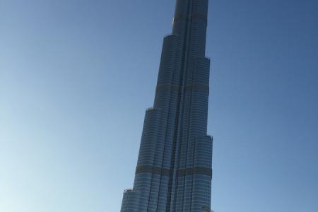 a nejvyšší mrakodrap v plné kráse