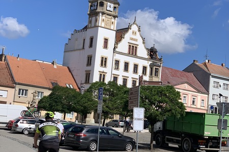 1den- Hustopeče, rozhledna Kobylí vrch- Velké Bílovice