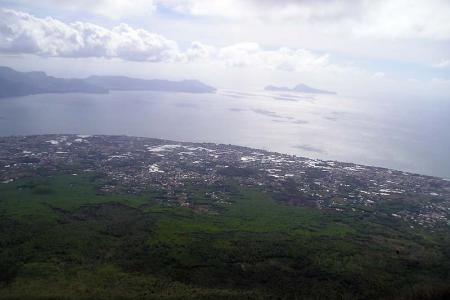 Neapolský záliv s ostrovem Capri