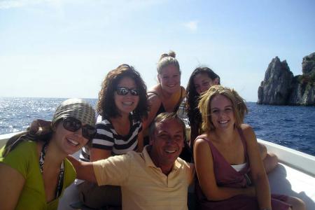 i to vás může potkat na plavbě kolem Capri