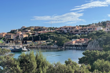 2den- připlutí a etapa Porto Cervo- Capo d´Orso