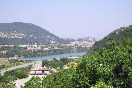 Vzdalujeme se Sisteronu