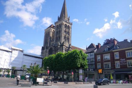 katedrála v Lisieux