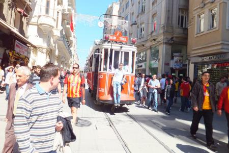 tramvaj na třídě Istiklal