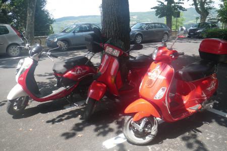 symbol Itálie - moped Vespa